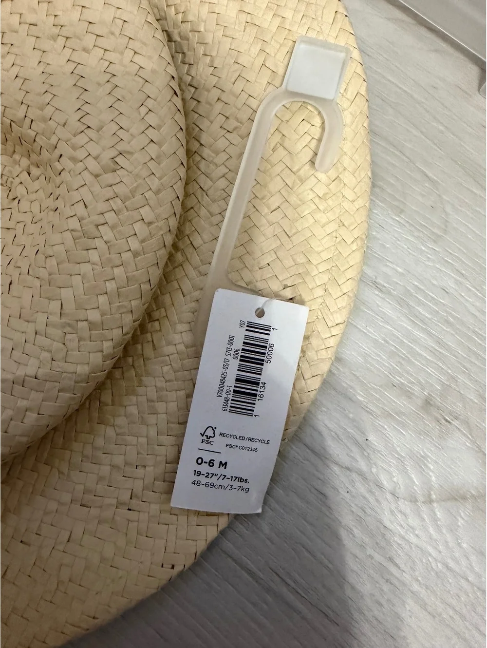 6-12m • Old Navy Baby Hat